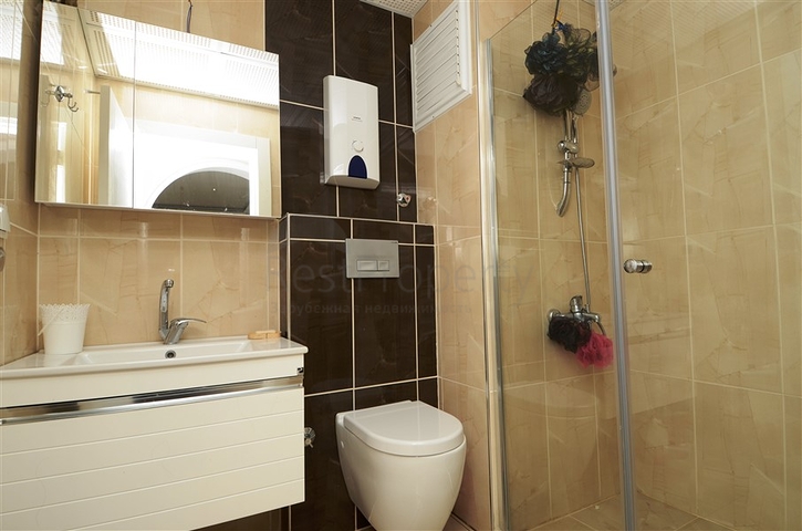 شقة بتخطيط 1+1 في منطقة توسمور – ألانيا