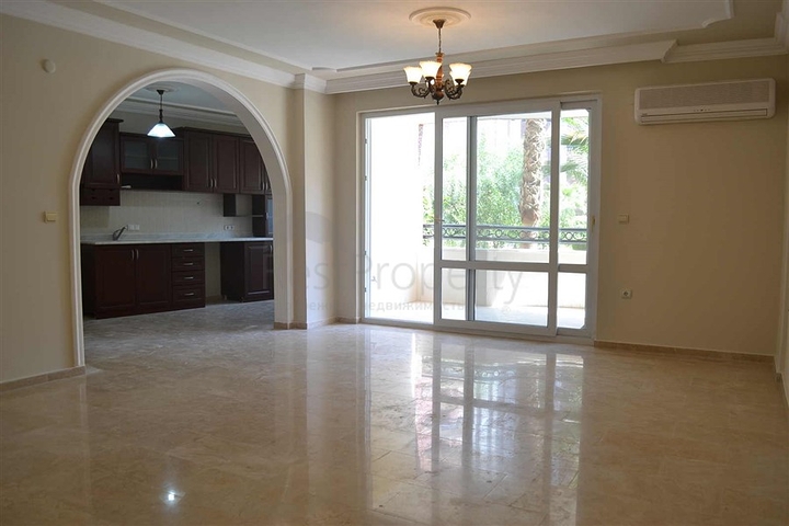 شقة بغرفتي نوم ضمن مجمع حديث في منطقة محمودلار – ألانيا