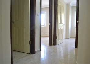 شقة بغرفتي نوم ضمن مجمع حديث في منطقة محمودلار – ألانيا