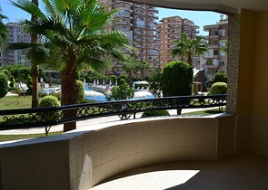 شقة بغرفتي نوم ضمن مجمع حديث في منطقة محمودلار – ألانيا