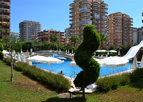 شقة بغرفتي نوم ضمن مجمع حديث في منطقة محمودلار – ألانيا