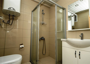 شقة مفروشة بإطلالة مباشرة على البحر في منطقة كاستل – ألانيا