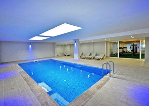 شقة مفروشة بإطلالة مباشرة على البحر في منطقة كاستل – ألانيا