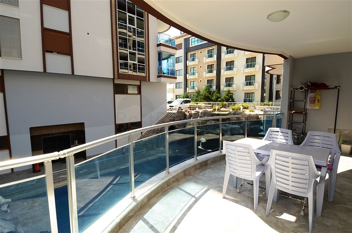 شقة واسعة مفروشة في منطقة كاستل – ألانيا