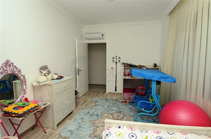 شقة واسعة مفروشة في منطقة كاستل – ألانيا