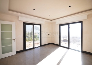 فيلا واسعة في فتحية 