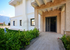 فيلا واسعة في فتحية 