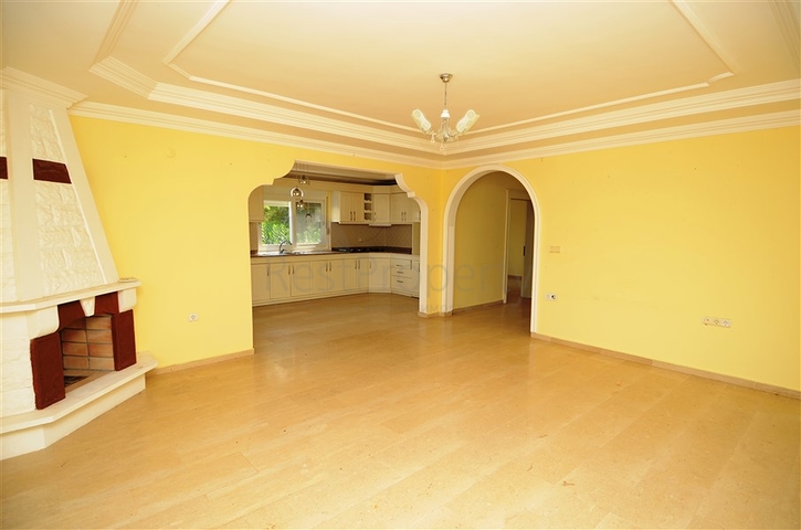 فيلا بإطلالة بحرية وجبلية في منطقة كارجي جاك – ألانيا