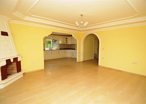 فيلا بإطلالة بحرية وجبلية في منطقة كارجي جاك – ألانيا