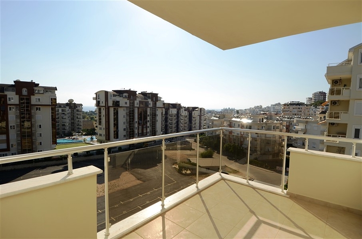 شقة ضمن مجمع مع بنية تحتية فاخرة في منطقة أفسلار – ألانيا