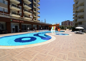 شقة ضمن مجمع مع بنية تحتية فاخرة في منطقة أفسلار – ألانيا