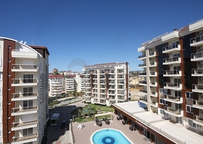 شقة ضمن مجمع مع بنية تحتية فاخرة في منطقة أفسلار – ألانيا