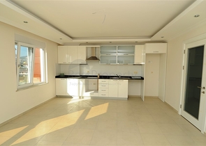 شقة ضمن مجمع مع بنية تحتية فاخرة في منطقة أفسلار – ألانيا