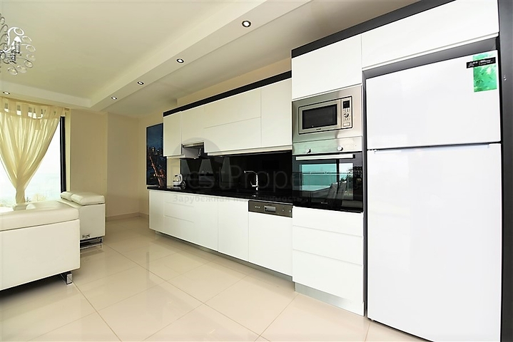 شقة فاخرة وبإطلالة بحرية مباشرة على البحر في منطقة كارجي جاك – ألانيا