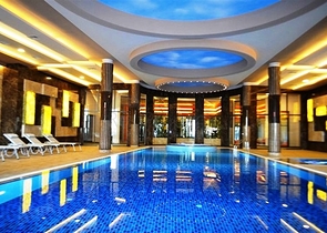 شقة فاخرة وبإطلالة بحرية مباشرة على البحر في منطقة كارجي جاك – ألانيا