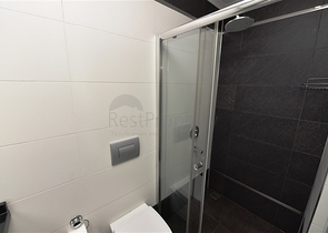 شقة فاخرة وبإطلالة بحرية مباشرة على البحر في منطقة كارجي جاك – ألانيا