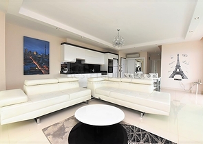 شقة فاخرة وبإطلالة بحرية مباشرة على البحر في منطقة كارجي جاك – ألانيا