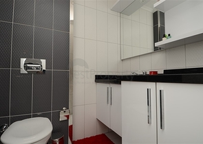 شقة للإيجار في مجمع حديث