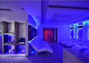 شقة للإيجار في مجمع حديث