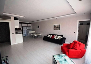 بنتهاوس مفروشة على بعد 350 متر عن البحر في حي ليمان من منطقة كونيالتي – أنطاليا