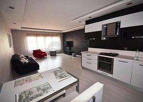 بنتهاوس مفروشة على بعد 350 متر عن البحر في حي ليمان من منطقة كونيالتي – أنطاليا