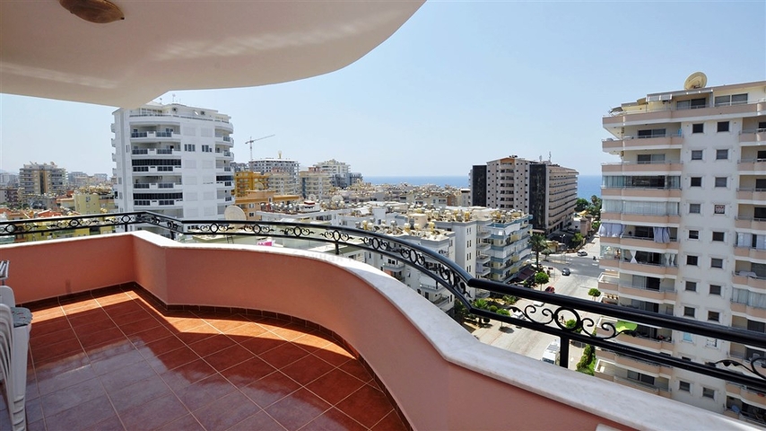 شقة مفروشة بإطلالة بحرية مميزة في منطقة محمودلار – الانيا