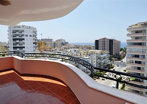 شقة مفروشة بإطلالة بحرية مميزة في منطقة محمودلار – الانيا