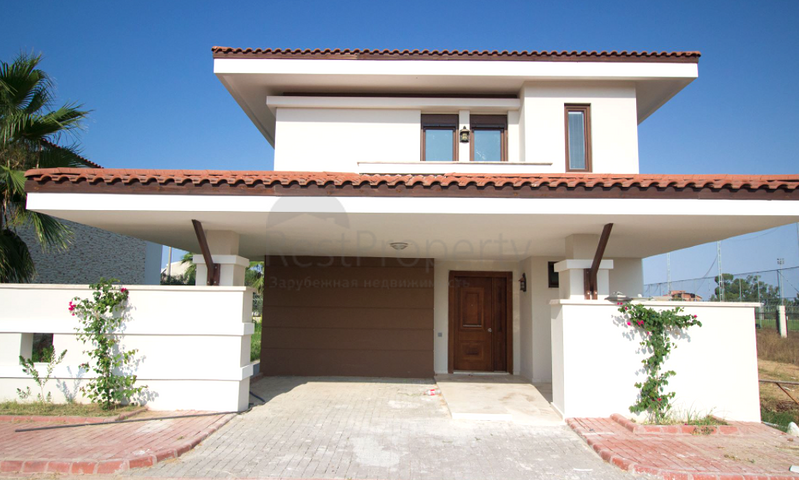 فيلا فاخرة ضمن مجمع سكني في منطقة بيليك – أنطاليا