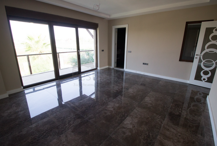 فيلا فاخرة ضمن مجمع سكني في منطقة بيليك – أنطاليا