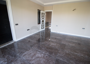 فيلا فاخرة ضمن مجمع سكني في منطقة بيليك – أنطاليا