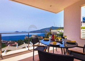 دوبلكس فاخرة ومفروشة مع مناظر ساحرة للبحر في كالكان – كاس