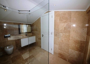 شقق دوبلكس فاخرة ضمن مجمع بإطلالات بحرية ساحرة في كالكان – كاس