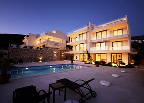 شقق دوبلكس فاخرة ضمن مجمع بإطلالات بحرية ساحرة في كالكان – كاس