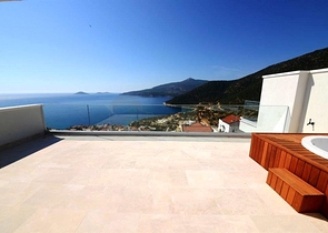 شقق دوبلكس فاخرة ضمن مجمع بإطلالات بحرية ساحرة في كالكان – كاس