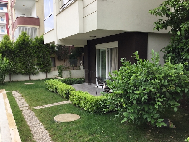 شقة مفروشة على مسافة 450 متر عن البحر في حي ليمان من منطقة كونيالتي – أنطاليا