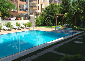 شقة مفروشة على مسافة 450 متر عن البحر في حي ليمان من منطقة كونيالتي – أنطاليا