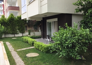 شقة مفروشة على مسافة 450 متر عن البحر في حي ليمان من منطقة كونيالتي – أنطاليا