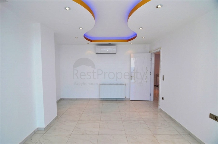 فيلا فاخرة وراقية بإطلالات ساحرة للبحر والجبال في منطقة كارجي جاك – ألانيا