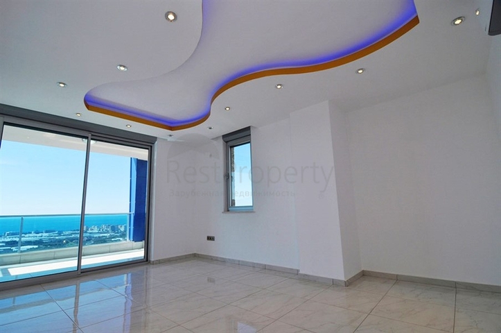 فيلا فاخرة وراقية بإطلالات ساحرة للبحر والجبال في منطقة كارجي جاك – ألانيا