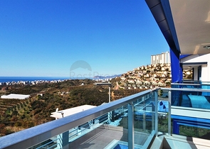 فيلا فاخرة وراقية بإطلالات ساحرة للبحر والجبال في منطقة كارجي جاك – ألانيا