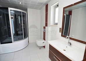 فيلا فاخرة وراقية بإطلالات ساحرة للبحر والجبال في منطقة كارجي جاك – ألانيا