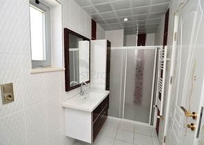 فيلا فاخرة وراقية بإطلالات ساحرة للبحر والجبال في منطقة كارجي جاك – ألانيا