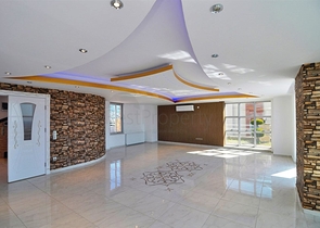 فيلا فاخرة وراقية بإطلالات ساحرة للبحر والجبال في منطقة كارجي جاك – ألانيا