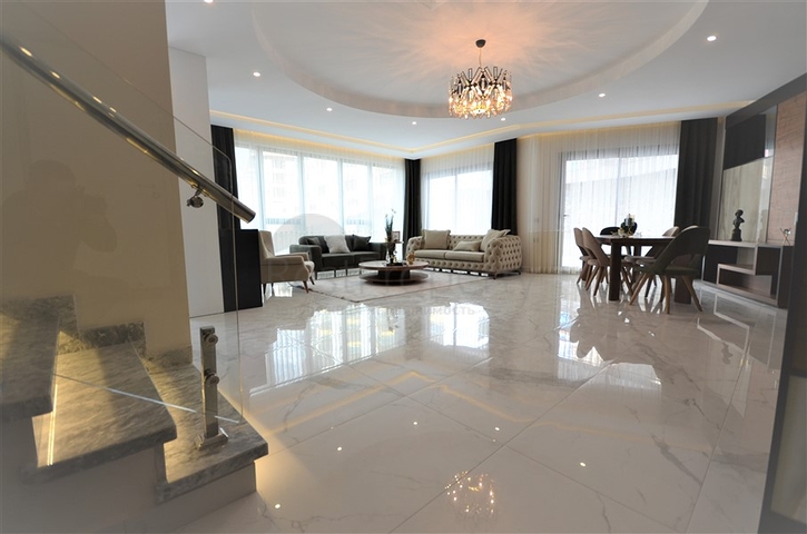 شقق فاخرة ضمن مجمع 5 نجوم - اطلالة بحرية -في كارجي جاك / الانيا 