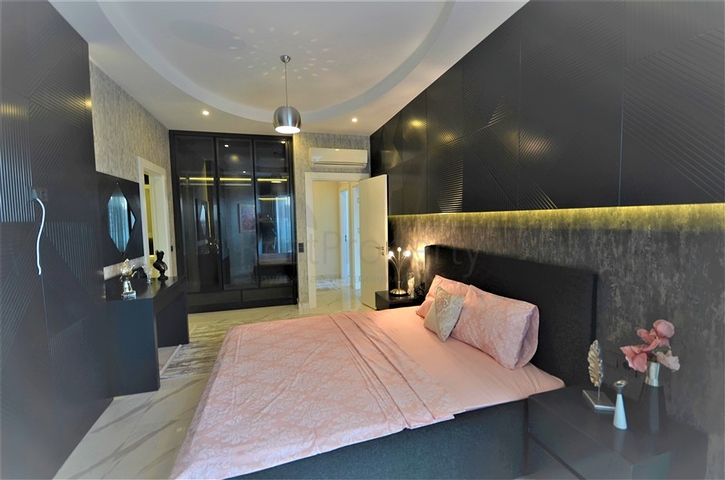 شقق فاخرة ضمن مجمع 5 نجوم - اطلالة بحرية -في كارجي جاك / الانيا 