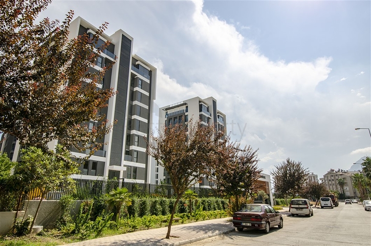 مشروع على الخط الأول من البحر في منطقة كونيالتي -أنطاليا