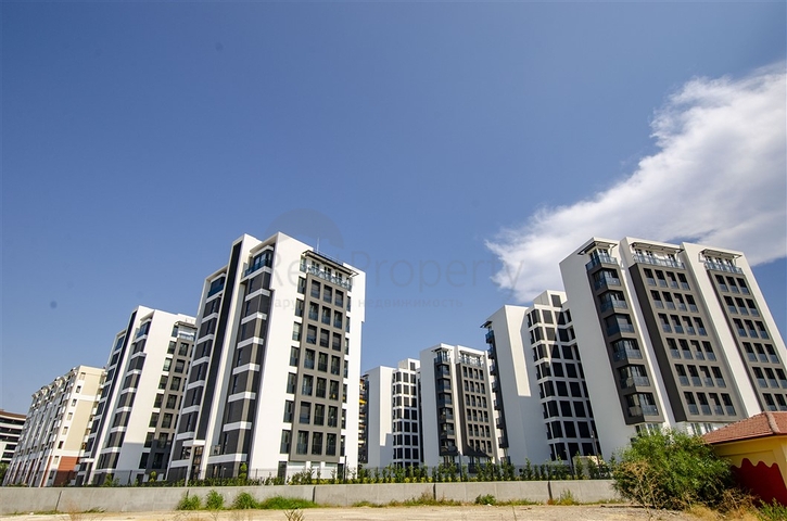 مشروع على الخط الأول من البحر في منطقة كونيالتي -أنطاليا