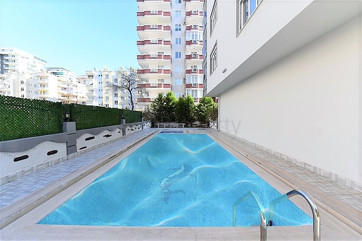 شقق بأسعار مناسبة جداً في منطقة محمودلار – ألانيا