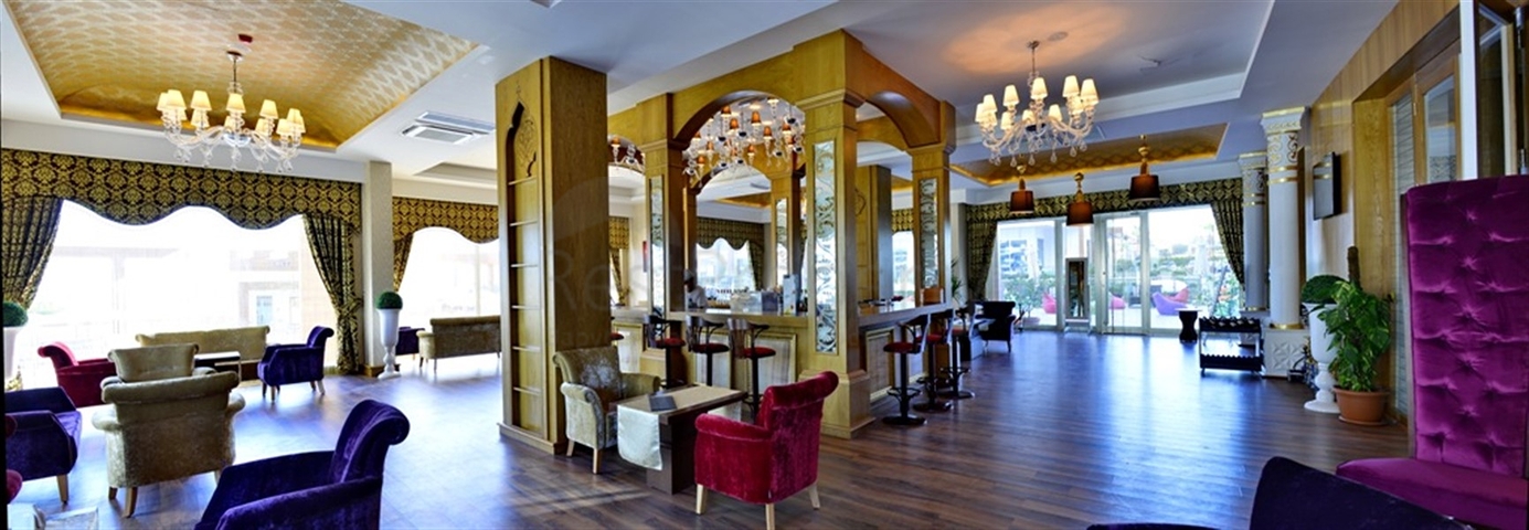 شقة مؤثثة جزئياً ضمن مجمع فاخر في منطقة محمودلار – ألانيا