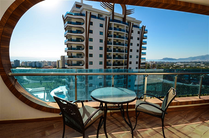 شقة مؤثثة جزئياً ضمن مجمع فاخر في منطقة محمودلار – ألانيا